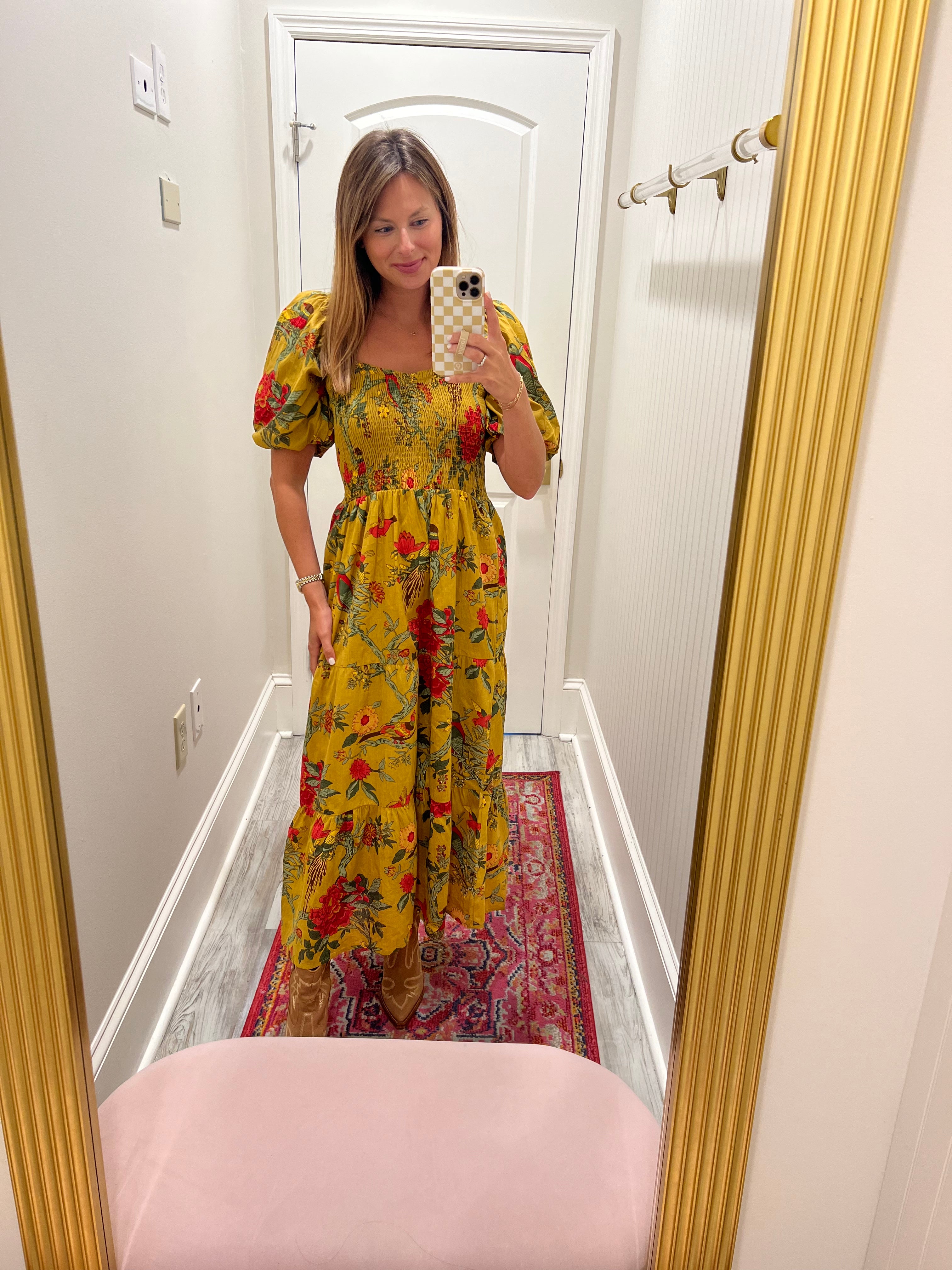Mae Midi in Tropical Bird