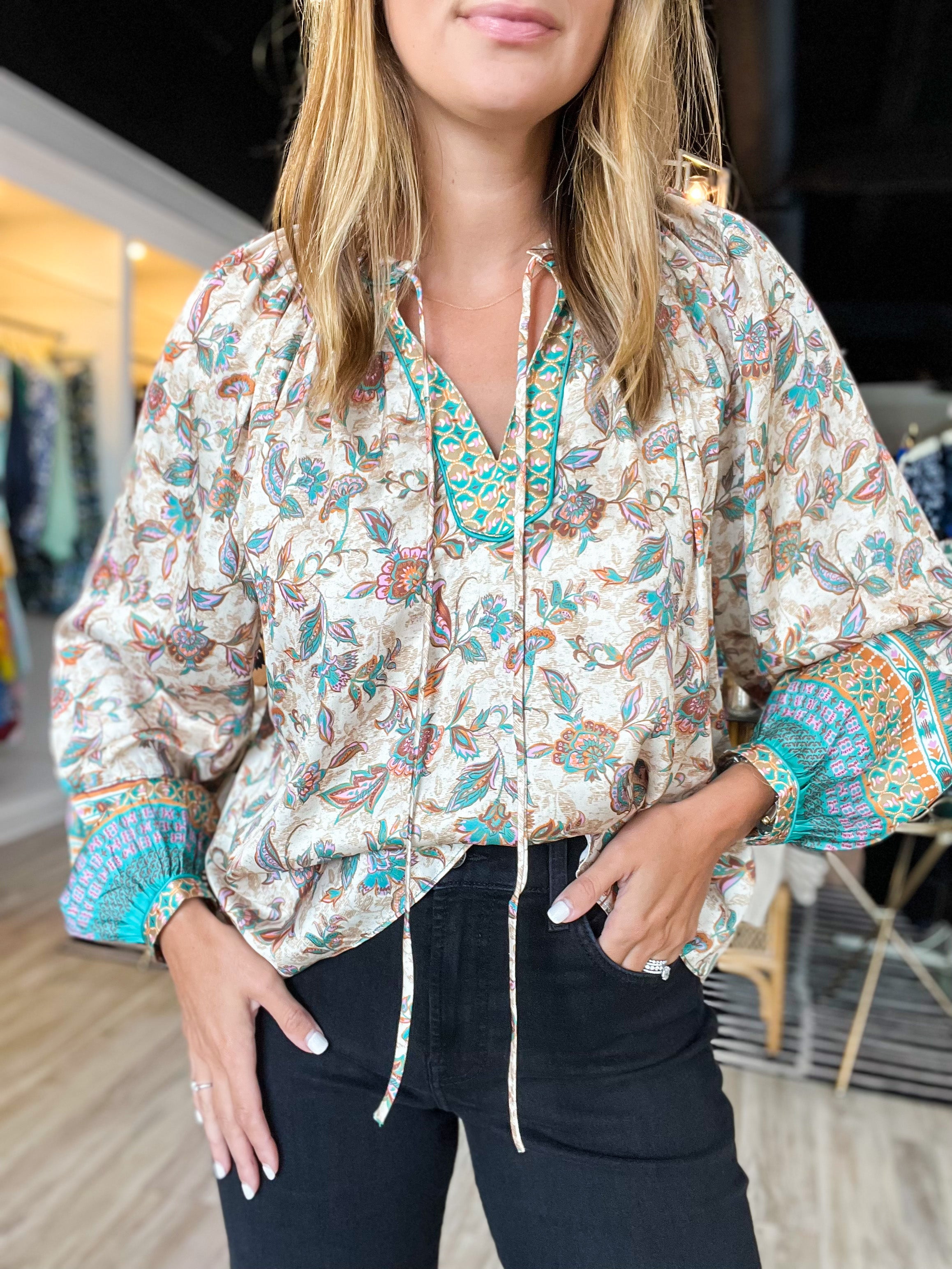 Blakely Deco Top