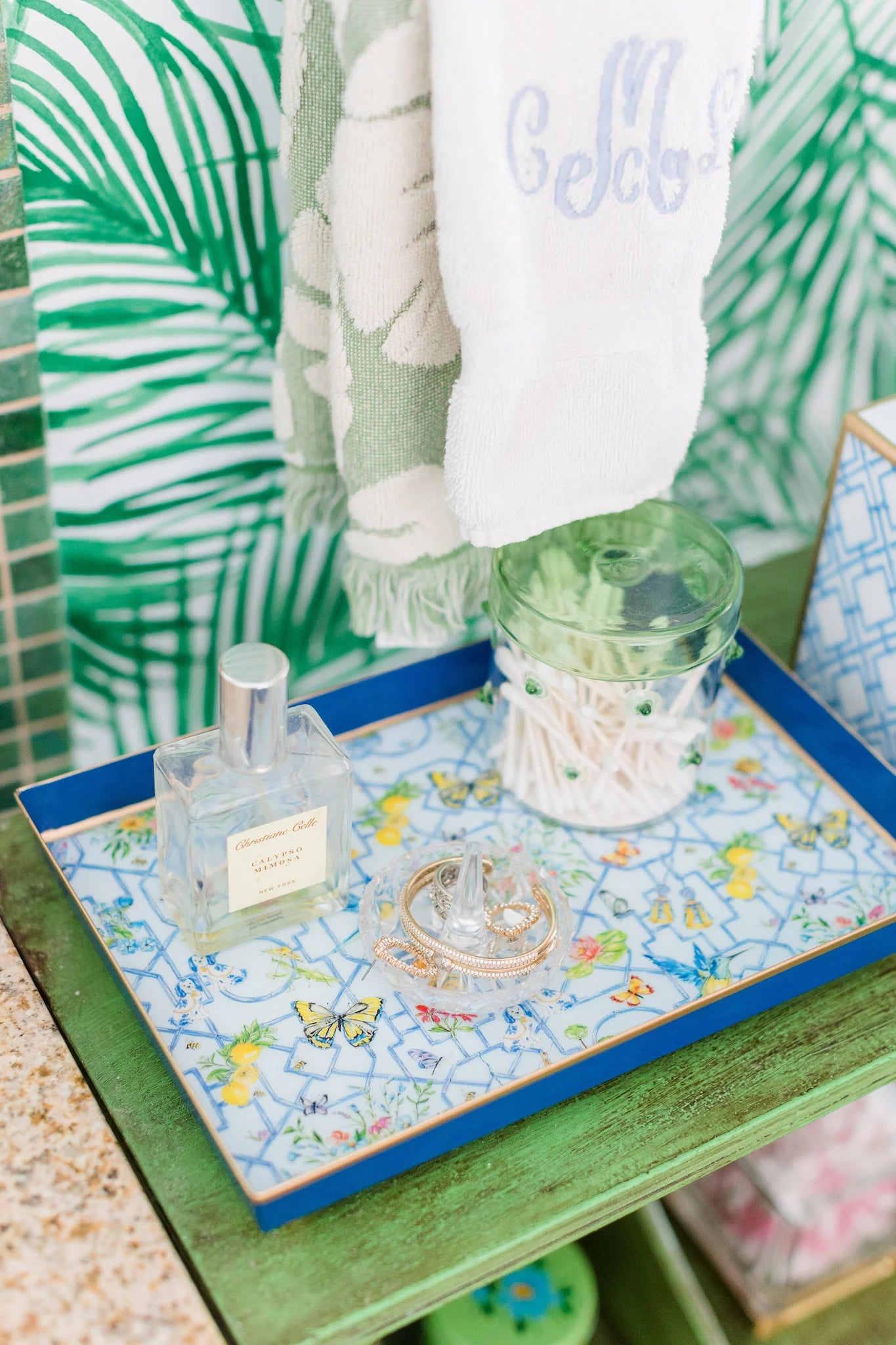 Oliver Tray in Wonderland