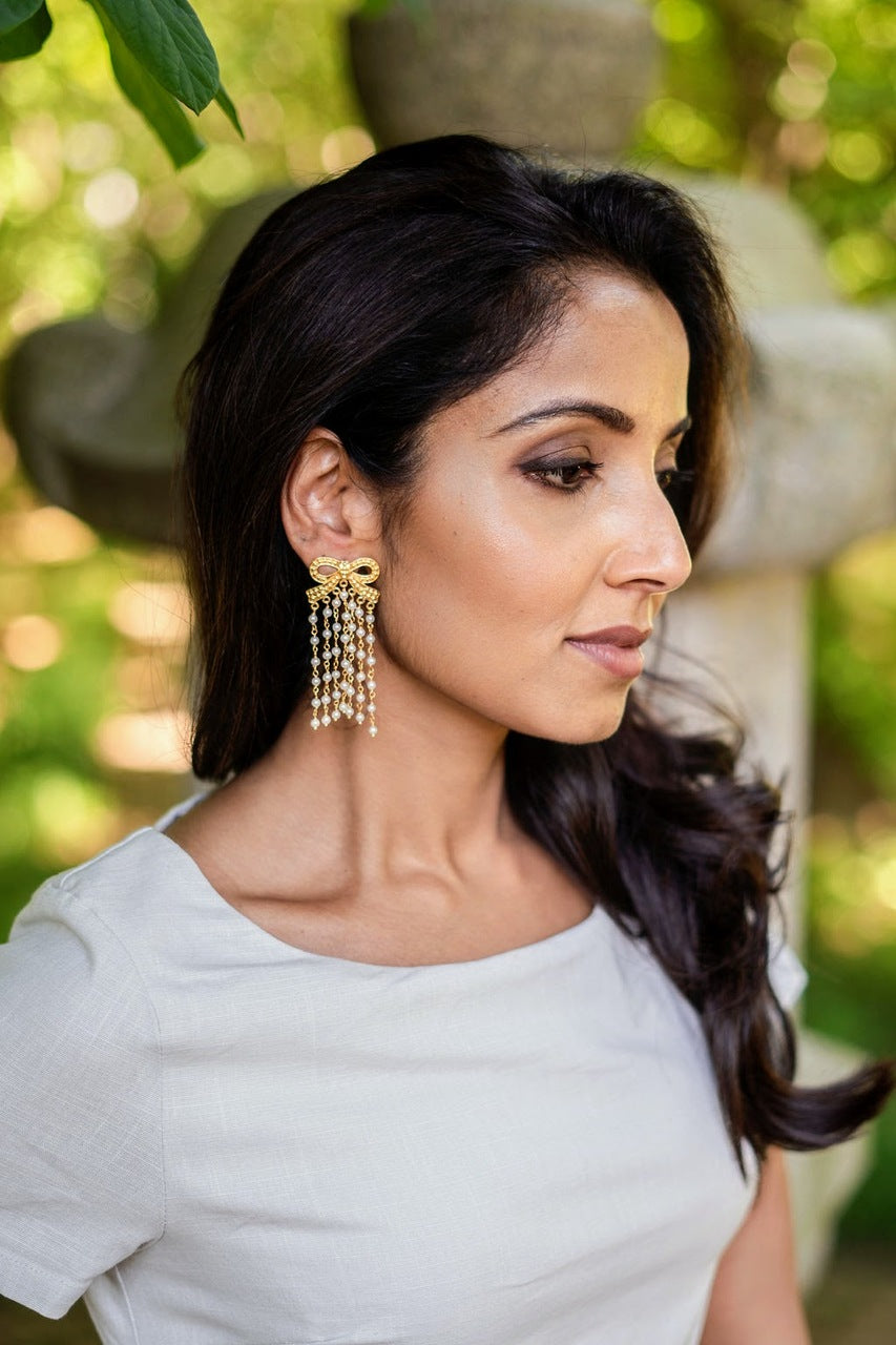 Vera Bow Earrings