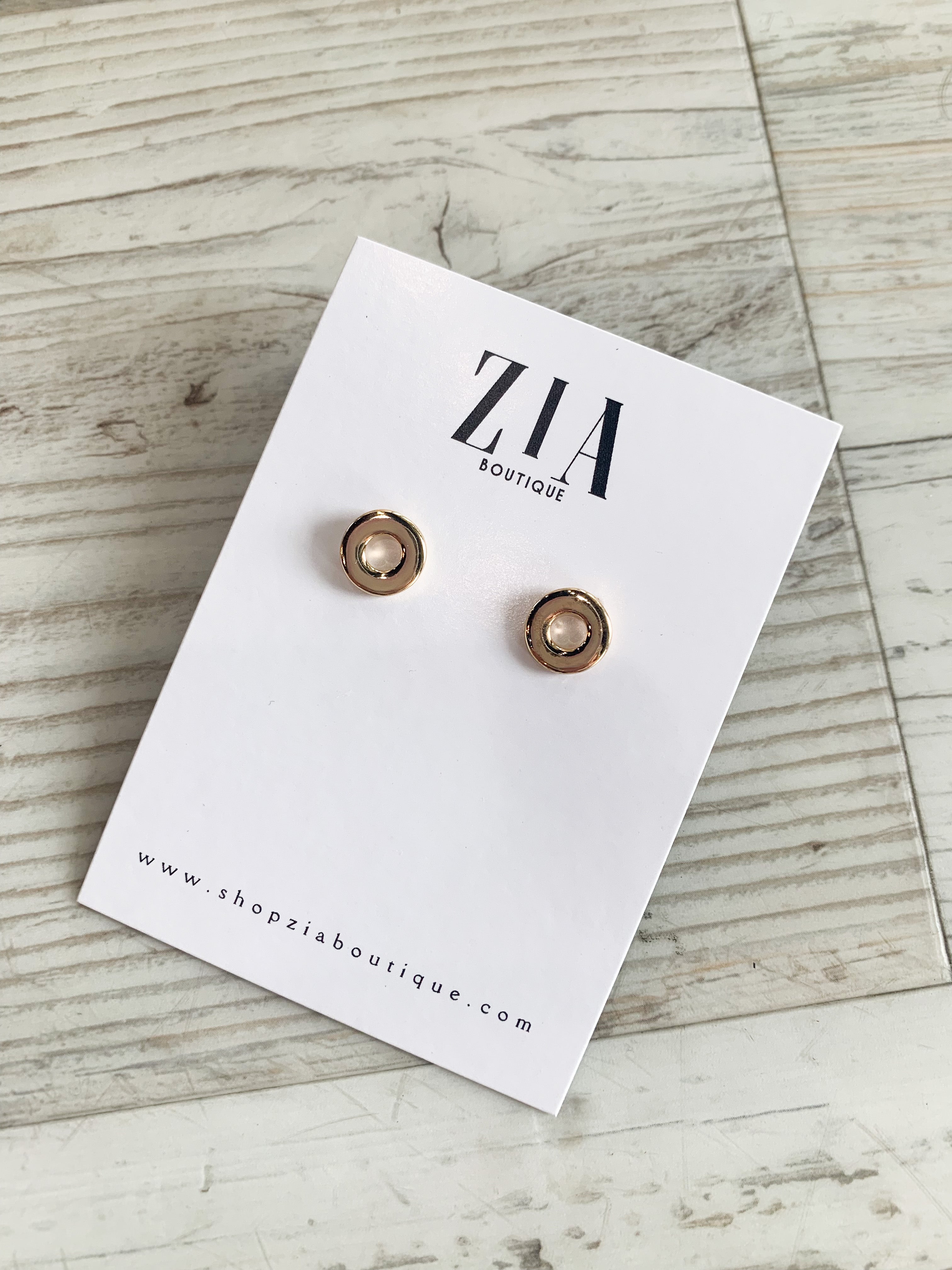 Circle Os Mini Studs