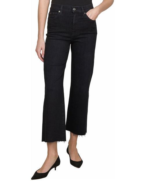 Cropped Alexa in Black Rose