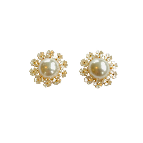 Pearl Circle Floral Stud